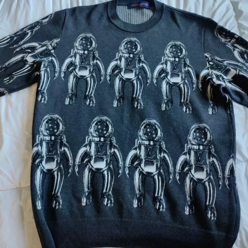 Louis Vuitton x Virgil Abloh Gray Astronaut Sweater